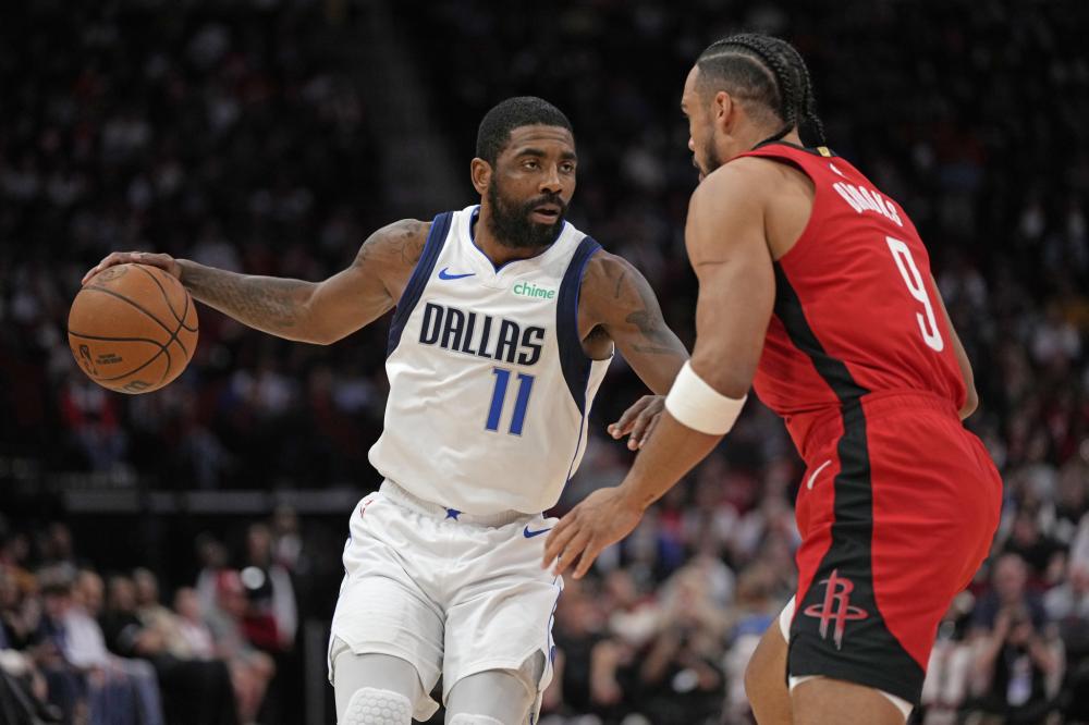 擦过篮筐的 擦过篮筐的